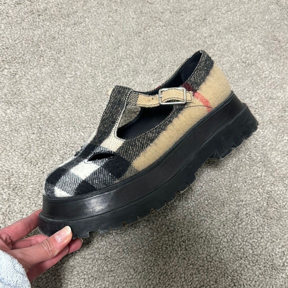 Burberry Wool Nova Check Brogues Loafers - Picture 4 of 7